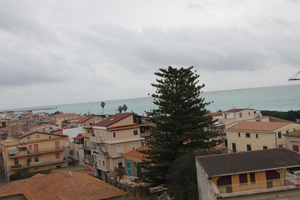 Hotel Mediterraneo Roccella Ionica Bilik gambar