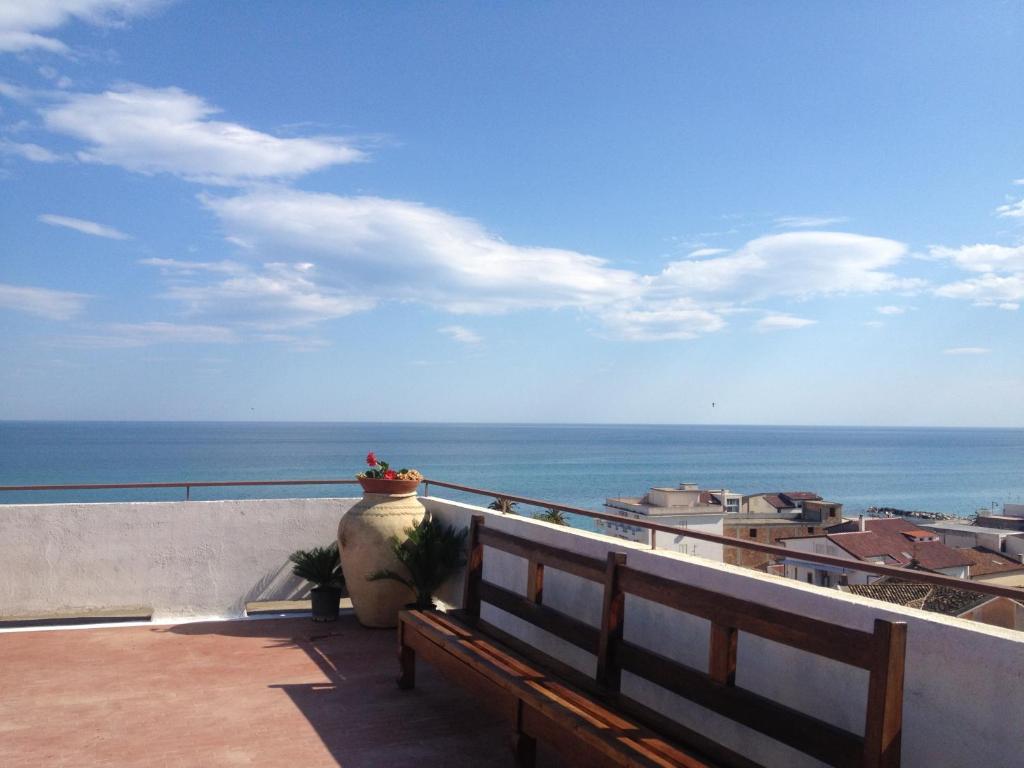 Hotel Mediterraneo Roccella Ionica Luaran gambar